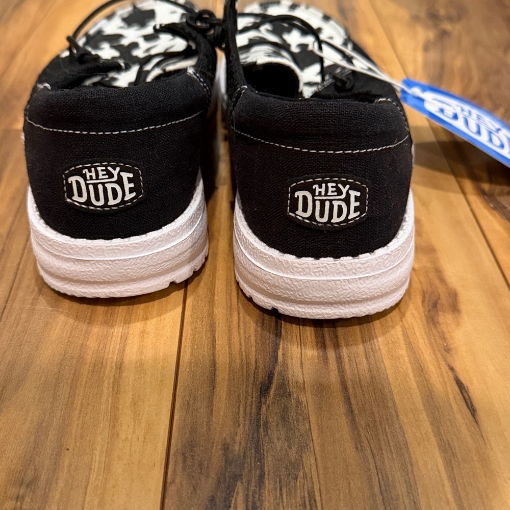 Women’s Cowprint Wendy Heydudes - Picture 3 of 4